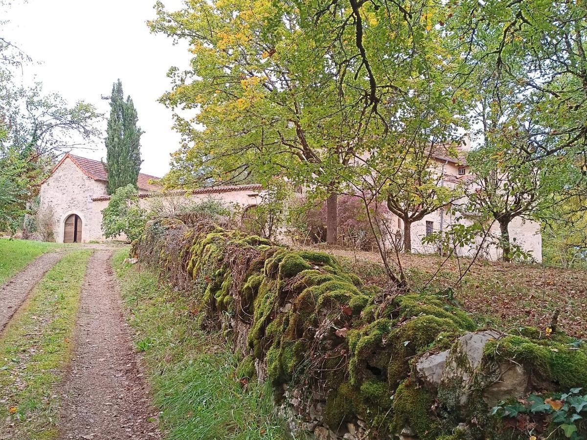 Les Granges De L Abbaye Bed and Breakfast Ginals Εξωτερικό φωτογραφία